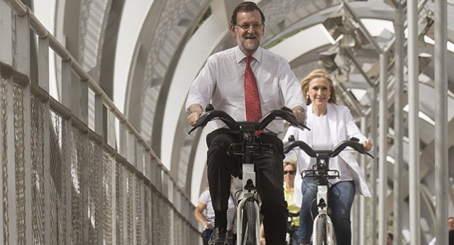 Mariano Rajoy junto a la candidata a la Comunidad de Madrid, Cristina Cifuentes