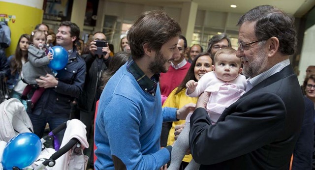 Mariano Rajoy se reúne con familias numerosas en Vitoria