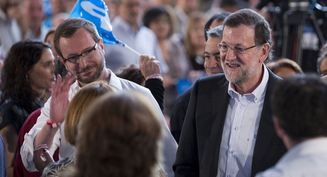 Mariano Rajoy con Javier Maroto en Vitoria