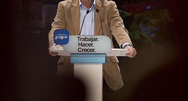 El Presidente del Gobierno y del PP, Mariano Rajoy, durante su intervención