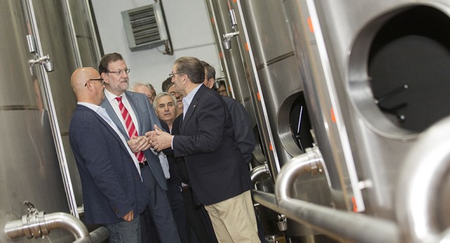 Mariano Rajoy visita la cooperativa de Nuestra Señora de la Antigua