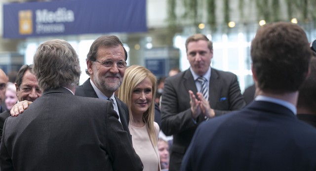 Mariano Rajo con Crisitna Cifuentes en el Congreso del PPE en Madrid