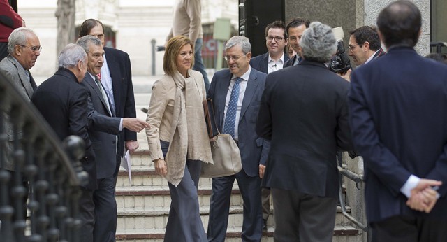 María Dolores de Cospedal asiste a los Desayunos de la Fundación Caminos