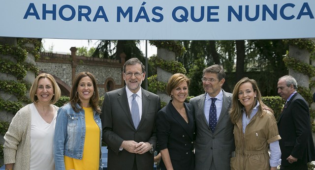 Mariano Rajoy y María Dolores de Cospedal con los cabezas de lista al Congreso por Castilla-La Mancha