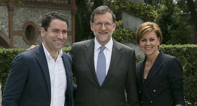 Mariano Rajoy y María Dolores de Cospedal con el cabeza de lista por Murcia, Teodoro García Egea