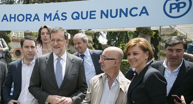 Mariano Rajoy y María Dolores de Cospedal durante el acto de presentación de candidatos