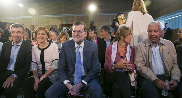 Mariano Rajoy con María Dolores de Cospedal y Javier Arenas en el Foro Buen Gobierno