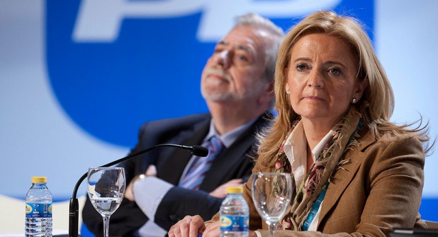 La alcaldesa de Tarancón, María Jesús Bonilla, con Antonio Beteta