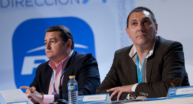 El alcalde de Binissalem, Jeroni Salom, y Antonio Sanz