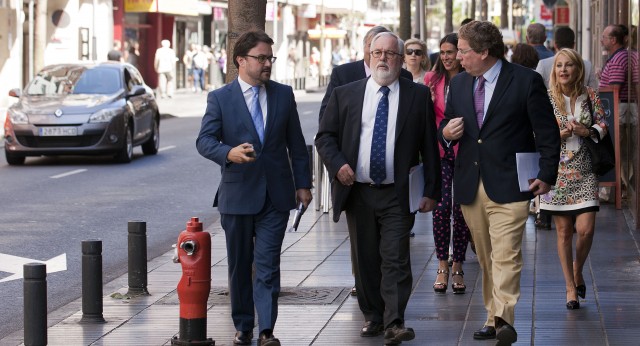 Miguel Arias Cañete en Canarias