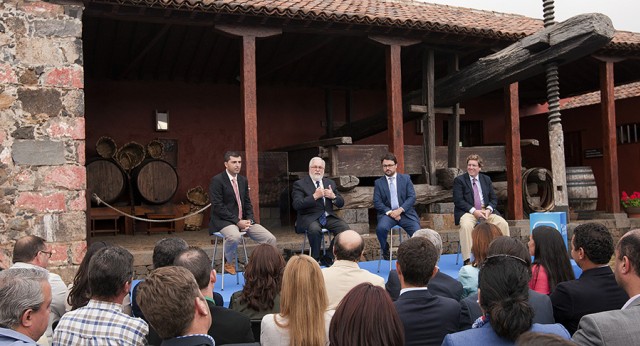 Miguel Arias Cañete en un acto en Tenerife