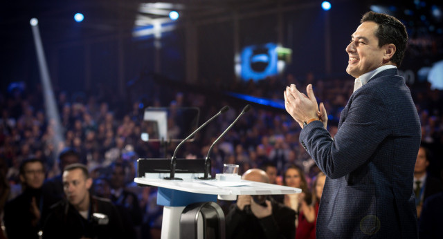 El presidente del PP Andaluz, Juanma Moreno, durante su intervención en la Convención Nacional