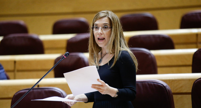 La senadora Ana Alos, en Sesión de Control