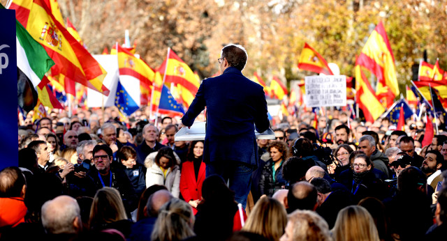 Acto en defensa de la Constitución y de la igualdad de todos los españoles
