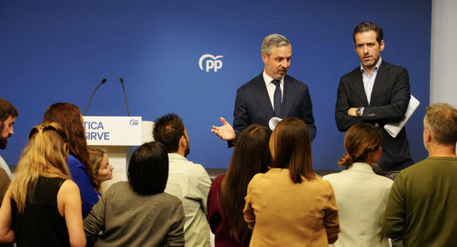 Rueda de prensa de Borja Sémper y Juan Bravo en Génova