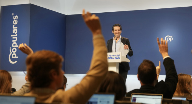 Borja Sémper en rueda de prensa 