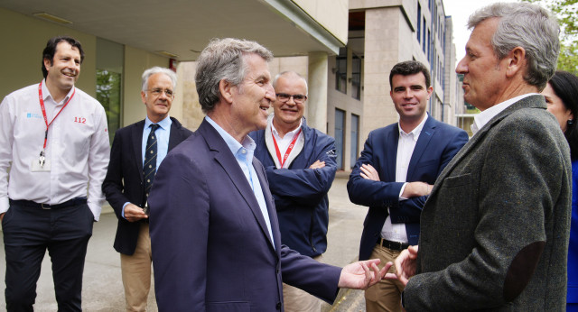 Alberto Núñez Feijóo y Alfonso Rueda visitan las instalaciones de CIAE 112 Galicia en A Estrada (Pontevedra)