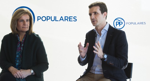 Acto sobre pensiones en Ávila con Fátima Báñez y Pablo Casado