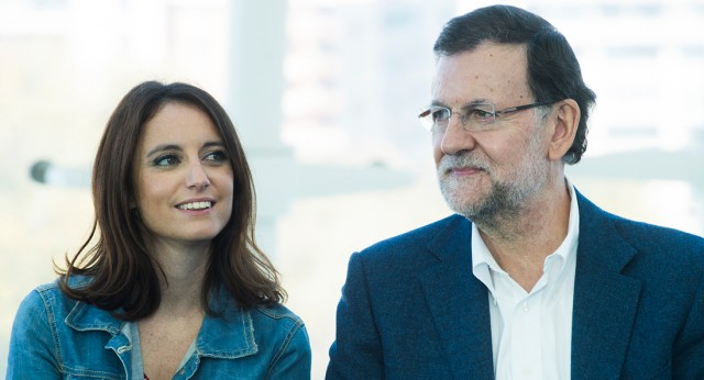 La vicesecretaria de Estudios y programas, Andrea Levy junto al Presidente Mariano Rajoy