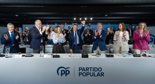 Alberto Núñez Feijóo preside la Junta Directiva Nacional