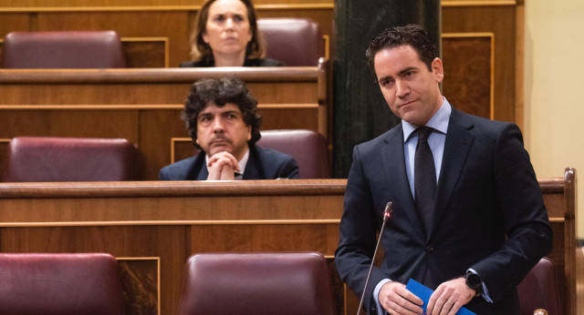 El secretario general del Partido Popular, Teodoro García Egea, interviene en la Sesión de Control