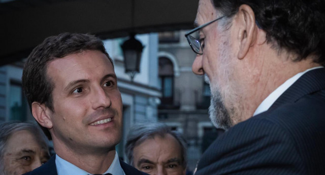 Pablo Casado visita la Capilla Ardiente de Rubalcaba