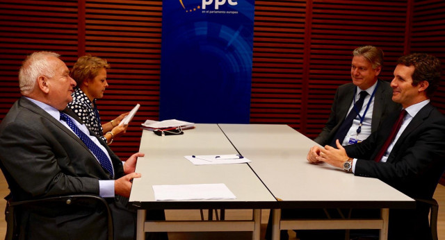 Pablo Casado en la reunión del GPPE celebrada en San Sebastián 