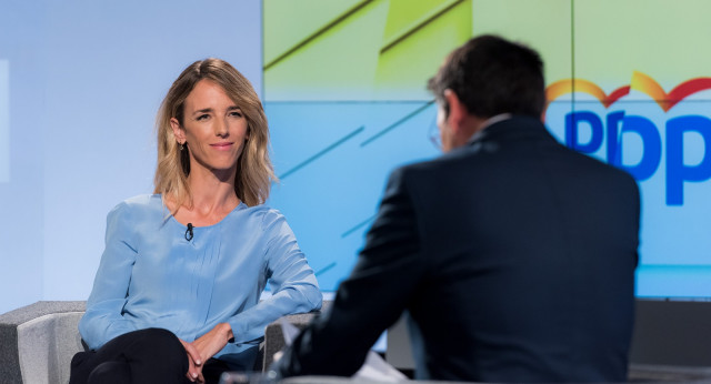 Cayetana Álvarez de Toledo en TVE Catalunya y Ràdio 4