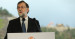 El presidente del Gobierno, Mariano Rajoy, declara ante los medios en una visita a la A-57 de Pontevedra