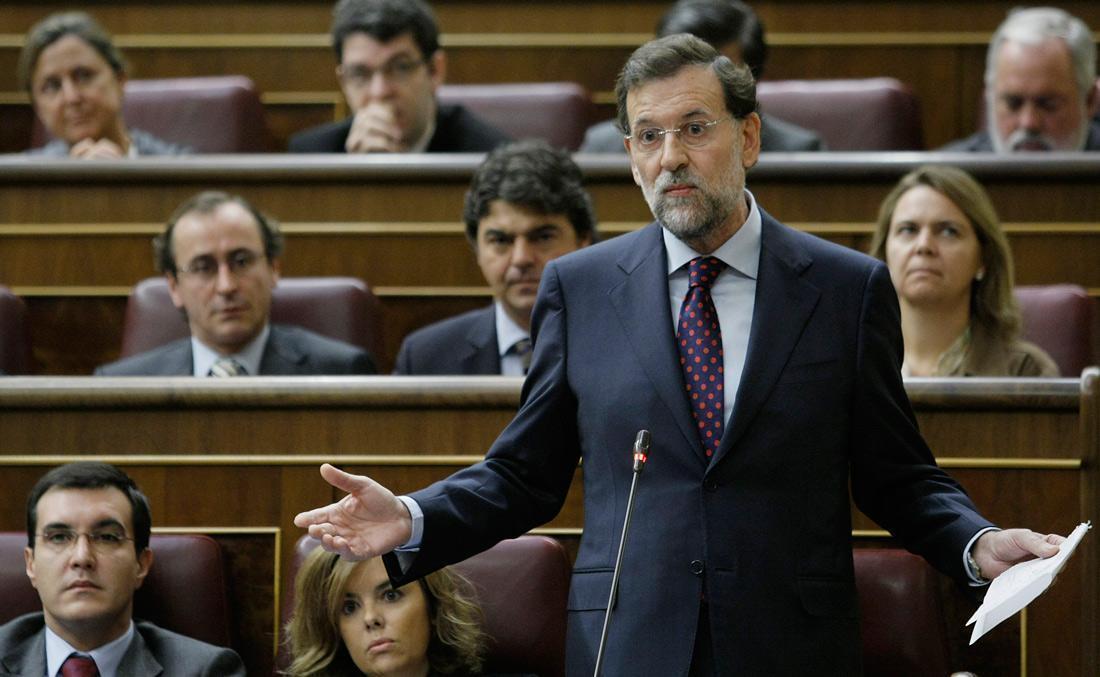 El presidente del Partido Popular, Mariano Rajoy, durante la sesión de control