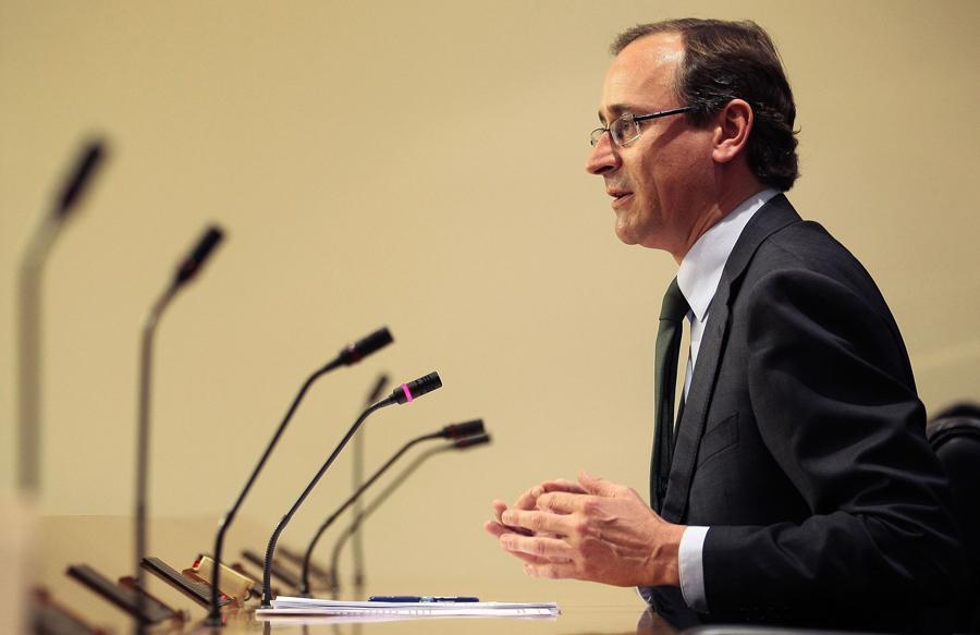 Rueda de prensa de Alfonso Alonso tras la Junta de Portavoces