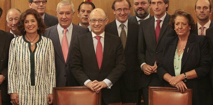 Los alcaldes del PP se reúnen con Cristóbal Montoro en apoyo a la reforma de la Administración Local