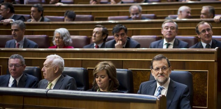 Mariano Rajoy junto a Soraya Sáenz de Santamaría durante el Debate sobre el Estado de la Nación