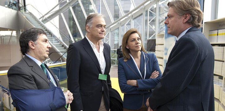 María Dolores de Cospedal con Esteban González Pons, Antonio López-Isturiz y José Ramón García-Hernández