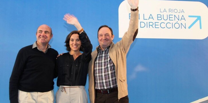 Luis de Guindos, Pedro Sanz, yCuca Gamarra, en la clausura la Convención Regional del PP de La Rioja