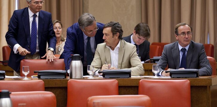 Reunión de la Diputación Permanente en el Congreso