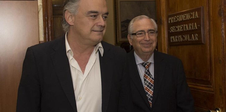 Esteban González Pons con Juan José Imbroda