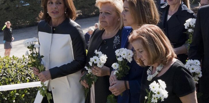 María Dolores de Cospedal, Ana Botella y Cristina Cifuentes en el acto homenaje a las víctimas del 11M