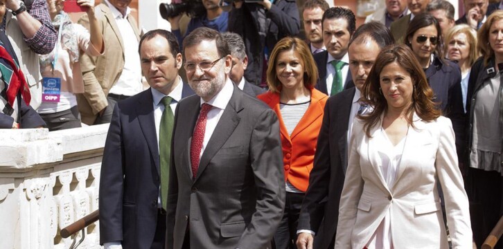 El Presidente del Gobierno, Mariano Rajoy a su llegada al acto junto a Rosa Romero, alcaldesa de Ciudad Real