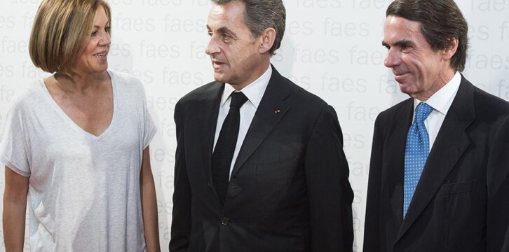 María Dolores de Cospedal con Nicolas Sarkozy y José María Aznar