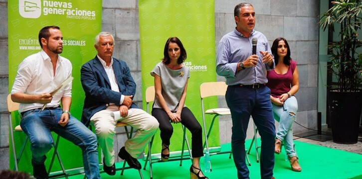 Javier Arenas, Andrea Levy, Beatriz Jurado y Elías Bendodo, en un acto celebrado por el PP de Málaga
