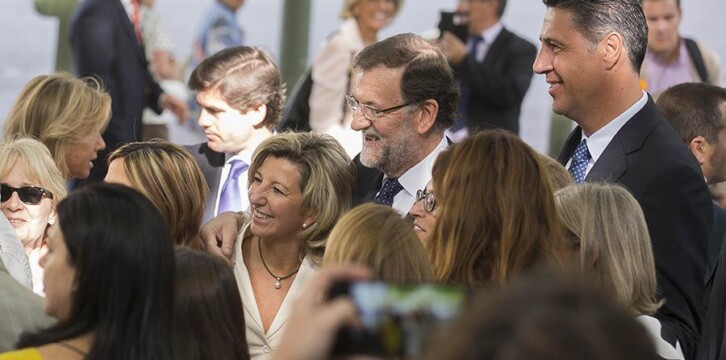 Mariano Rajoy y Xavier Garcia Albiol con simpatizantes