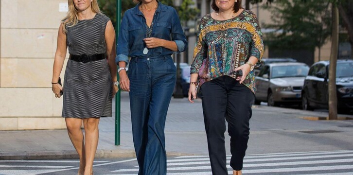 Cospedal preside la reunión de la Junta Directiva y el comité de campaña del PPCV