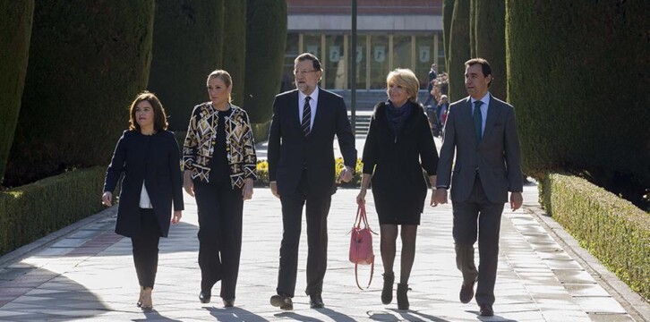 Mariano Rajoy con Soraya Sáenz de Santamaría, Cristina Cifuentes, Esperanza Aguirre y Fernando Martinez-Maillo