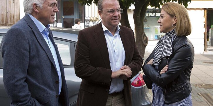 María Dolores de Cospedal con José Antonio Monago en Mérida