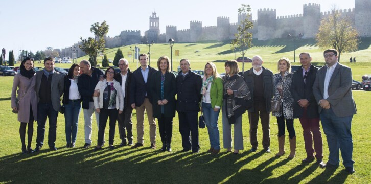 Acto sobre pensiones en Ávila con Fátima Báñez y Pablo Casado