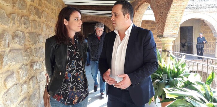La vicesecretaria de Estudios y Programas del PP, Andrea Levy, visita Úbeda