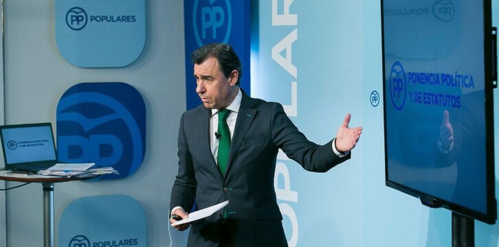 Fernando Martínez Maillo presenta las líneas básicas de la Ponencia Política y de Estatutos