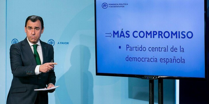 Fernando Martínez Maillo presenta las líneas básicas de la Ponencia Política y de Estatutos