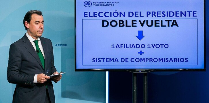 Fernando Martínez Maillo presenta las líneas básicas de la Ponencia Política y de Estatutos